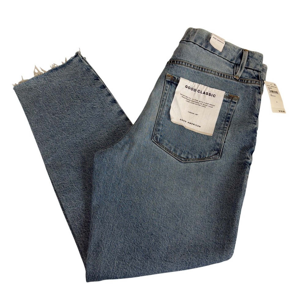 Good American Boot Cut Jeans in Light Blue Wash